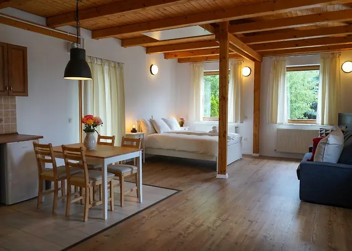 Buda Side アパート